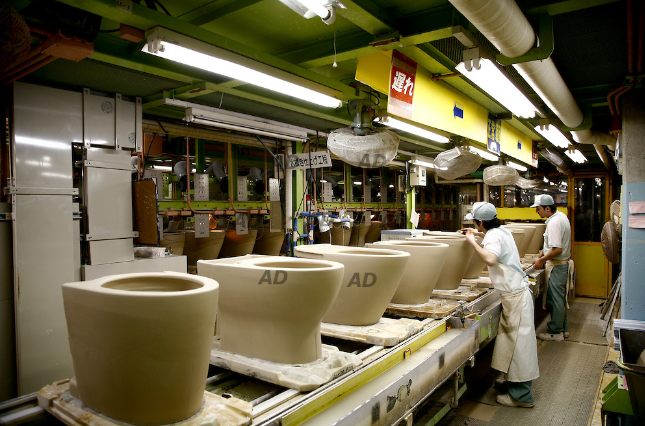 lý do khiến thiết bị vệ sinh TOTO luôn giữ vị thế “Ông lớn” 2