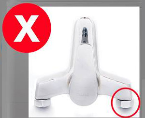 cach-nhan-biet-thiet-bi-ve-sinh-toto-that-gia-1 hàng nhái thiết bị vệ sinh toto