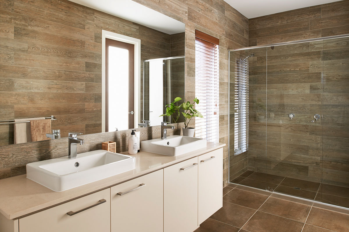 chau-rua-dat-ban-toto-lw1617cb2-2 bộ tủ chậu vòi gương