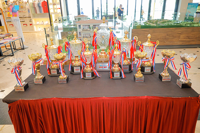giai-golf-ky-niem-15-nam-sinh-nhat-hai-linh-3 Hai Linh to chuc giai Golf ky niem 15 nam thanh lap anh 3