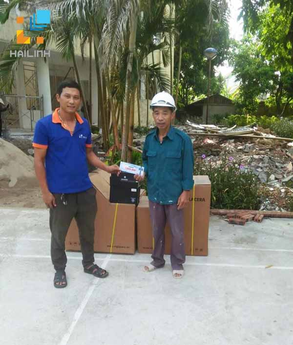 khach-nhan-voucher-1-trieu