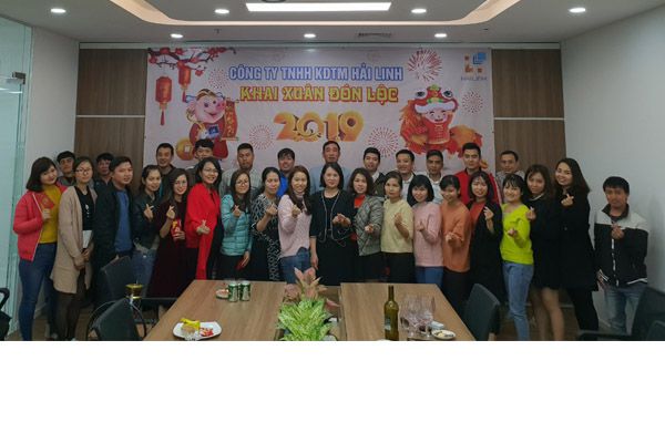 khai-xuan-cong-ty-hai-linh