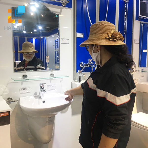 khong-khi-mua-sam-13 Khong khi mua sam anh 4