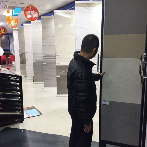 khong-khi-mua-sam-16 Khong khi mua sam anh 12