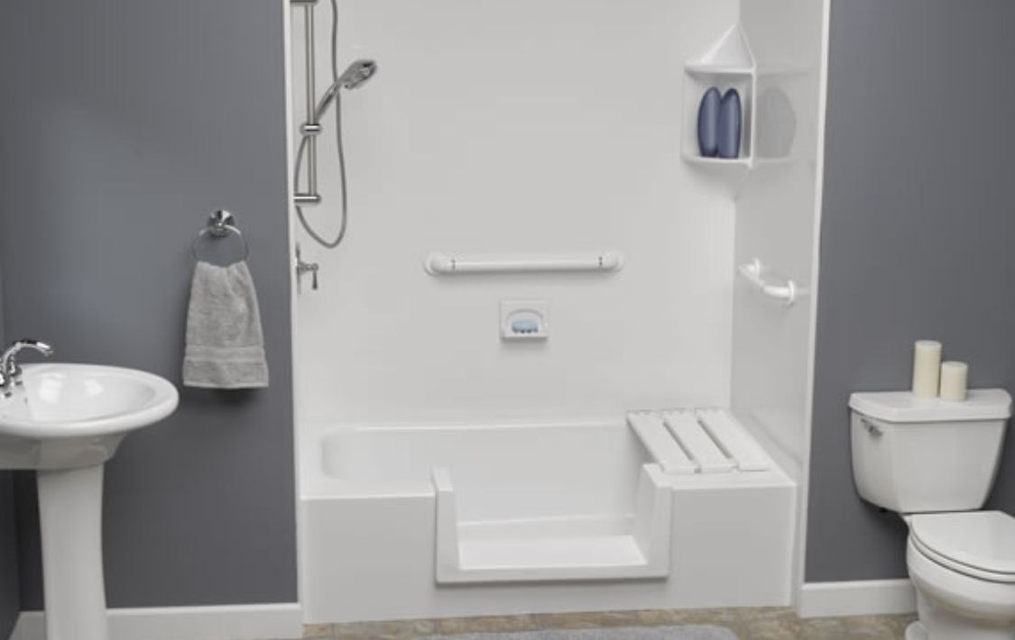 lua-chon-thiet-bi-ve-sinh-cho-nguoi-lon-tuoi1-2 các phụ kiện toto khác