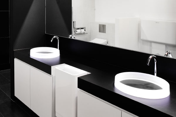 phong-mau-toto Chau rua TOTO