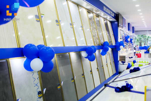 showroom-hai-linh-dong-da-5 Khu gach op lat cua Showroom Hai Linh Dong Da